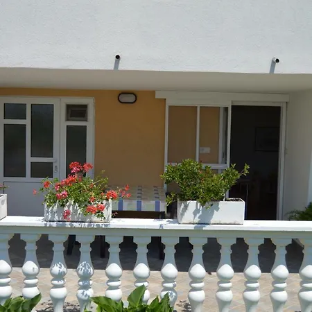 Apartman Latin 1 Vodice Exterior photo