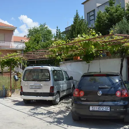 Apartman Latin 1 Vodice Exterior photo