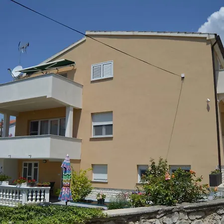 Apartman Latin 1 Vodice Exterior photo