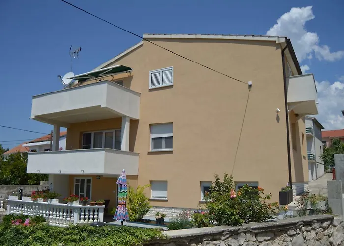 Apartman Latin 1