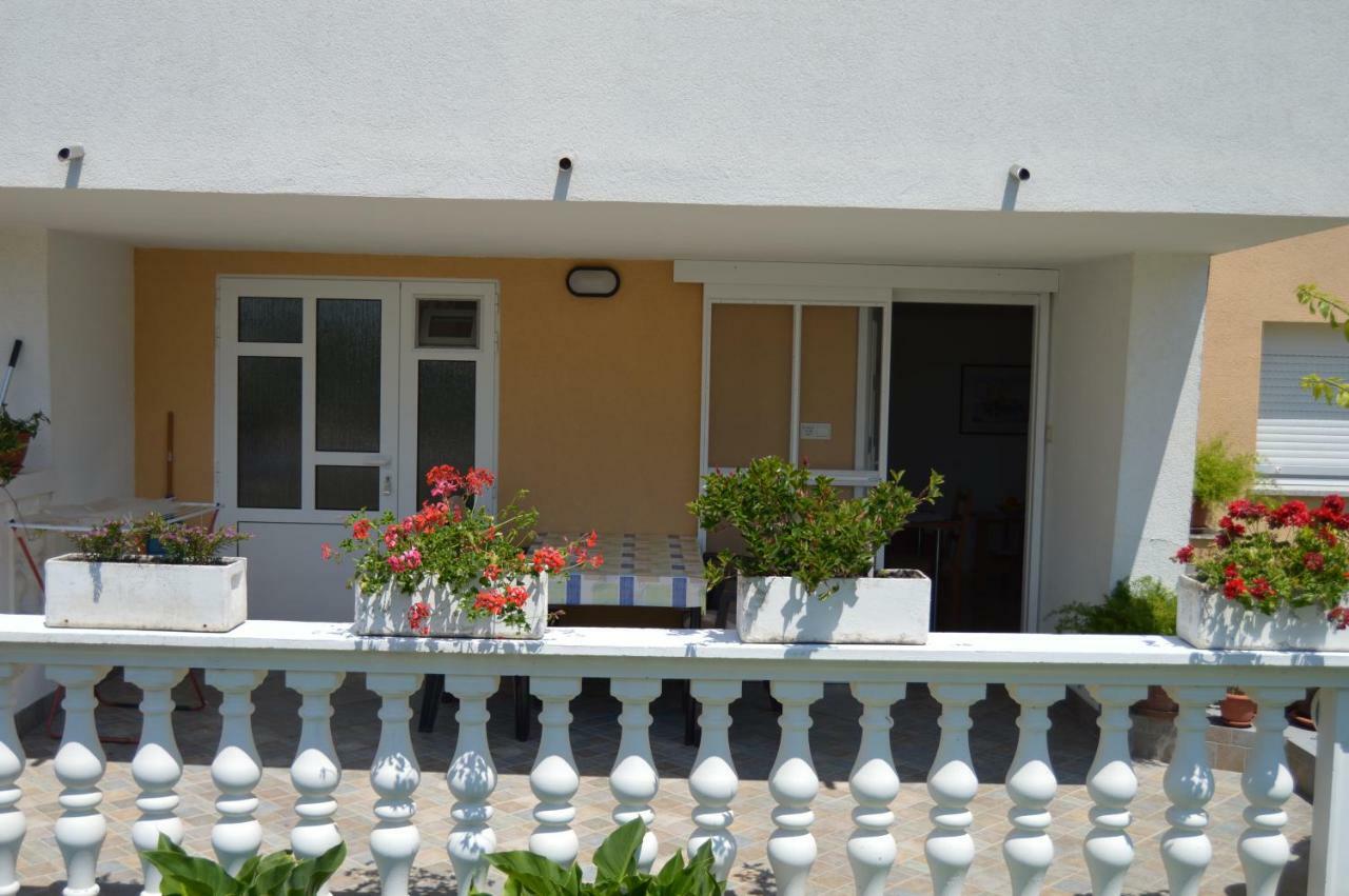 Apartment Latin 1 *